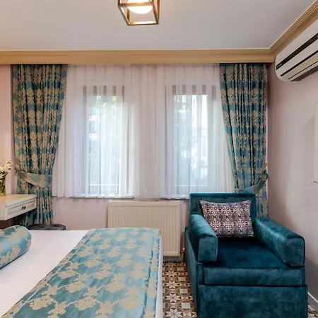 Hotell Agora 3*
