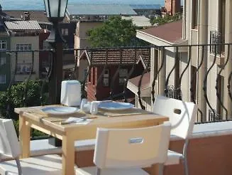 Agora Hotell 3*